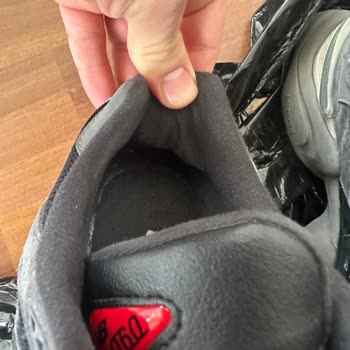 House Of SuperStep New Balance 9060 Kısa Vadede Dağıldı