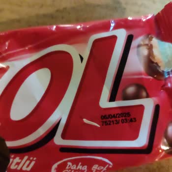 Sagra Paket İçerisinden Tırnak, Plastik Benzeri Madde Çıkması