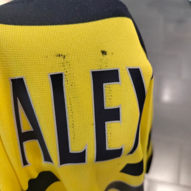 Fenerium Baskı Hatasından Dolayı Koleksiyonluk Forma Hasar Aldı