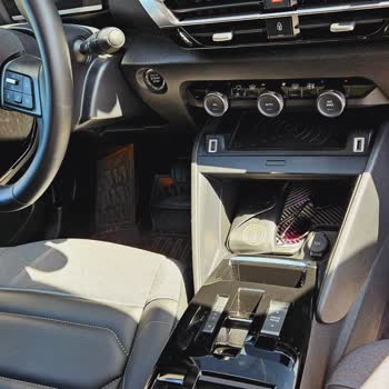 Citroen Piano Black Oluşan Leke!