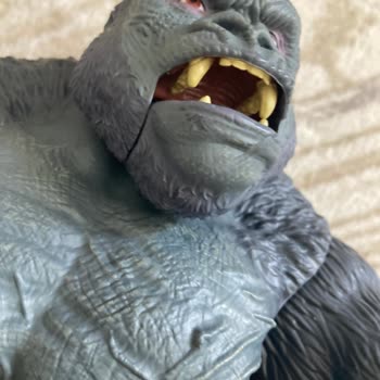 Toyzz Shop King Kong Oyuncak Arkası Delik