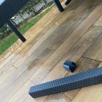 Koçtaş Dış Mekan Masası Kırıldı