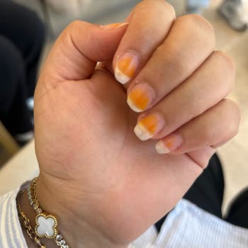 Flormar Markası Kırmızı Oje