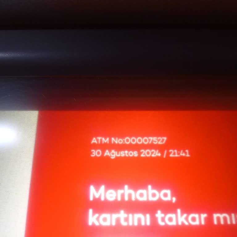 Akbank ATM De Sıkışan Param Bir Hafta Oldu Hala Vermediler