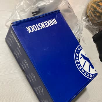 Form Medikal Birkenstock Kullanılmış Ayakkabı Gönderdi