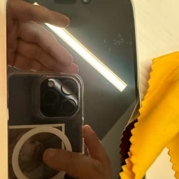 Hepsiburada'dan Aldığım İphone 15 Telefonun Ekranın Çizik Gelmesi