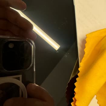 Hepsiburada'dan Aldığım İphone 15 Telefonun Ekranın Çizik Gelmesi