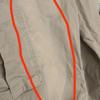 Pull & Bear Pantolonda Renk Atması