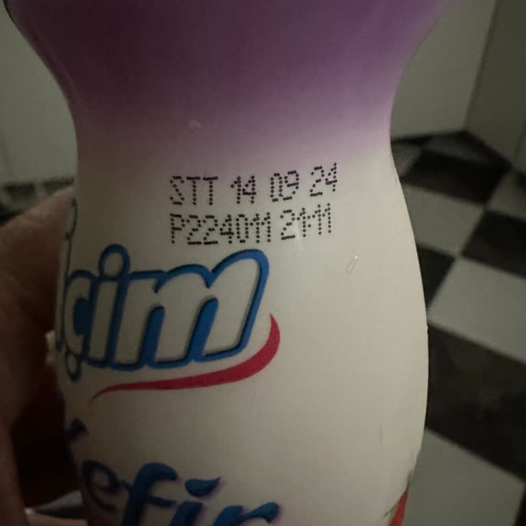 İçim Süt ve Süt Ürünleri Son Kullanma Tarihi Geçmiş Olmamasına Rağmen Bozuk Çıkan Kefir
