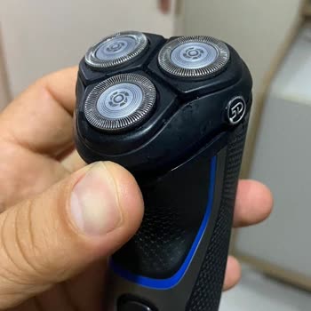 PHILIPS Ev Aletleri Philips Aquatouch Serisi 3000 Tıraş Makinesi