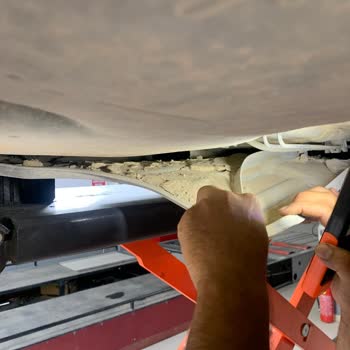 Giray Turizm 2008 Sel Hasarlı Araç