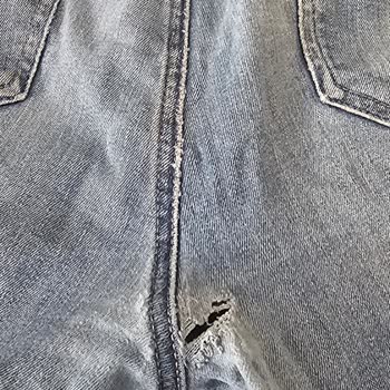 Mavi Jeans Pantolon Ağ Yırtılması
