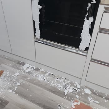 Vestel Yetkilileri Fırın Camı Patlama