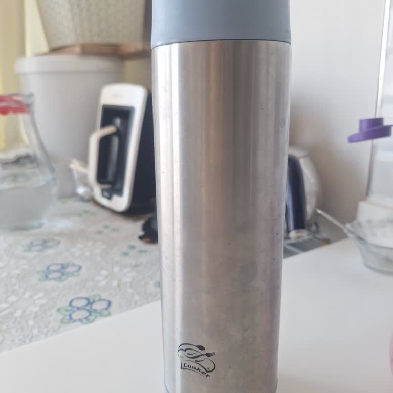 Cooker Termos Dışına Sıcaklığını Verip Sıcak Suyu Hemen Soğutuyor