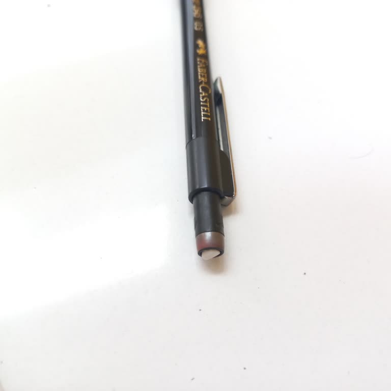 Faber Castell Kalemim Paslandı VR Kendi Kendine Çatladı