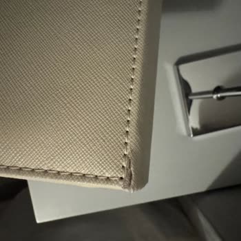 Convolantis Takı Kutum Bozulup Deforme Oldu Kenarı Yırtıldı