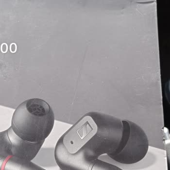 Media Markt'tan Aldığım Kulaklık Kullanılmış Ve Kirli Çıktı