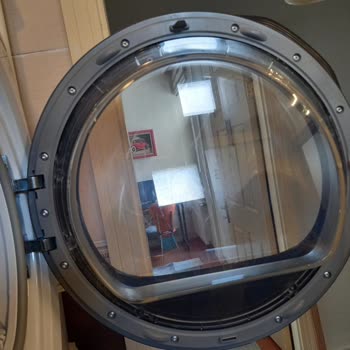 Electrolux Kurutma Makinesi Kapaktaki Çizikler Oluşması