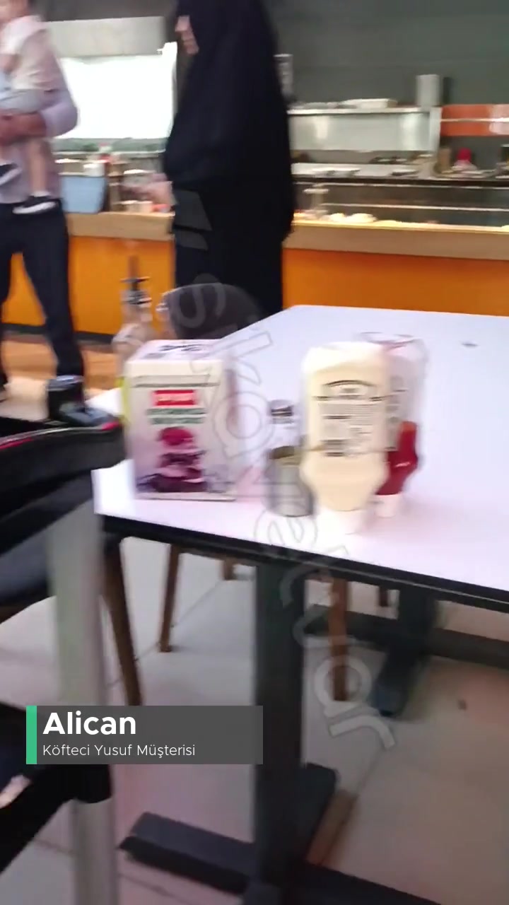 Köfteci Yusuf Servis Çok Kötü! videonun kapak resmi