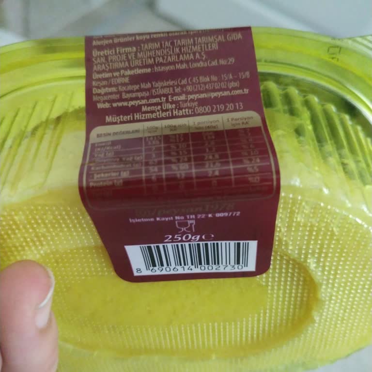 BİM Küflü Ürün Satıyor