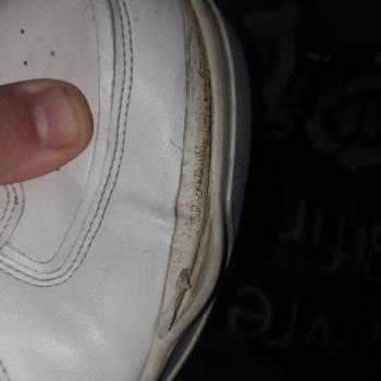 Deichmann’dan Aldığım Fila Ayakkabının Çözülemeyen Sorununun Üzüntüsü