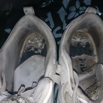 Deichmann’dan Aldığım Fila Ayakkabının Çözülemeyen Sorununun Üzüntüsü