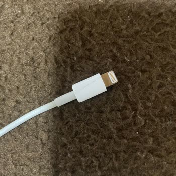 iPhone Çözmeyip Baştan Sağmak Ve Ücret Karşılığında Yapmak İsteniliyor