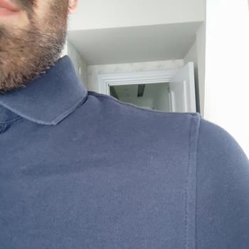 Tommy Hilfiger Tommy De Hatalı Ürün Satılıyor.