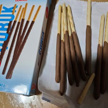 A101 Xroll Marka Çikolatalı Çubuktan Kurt Çıktı