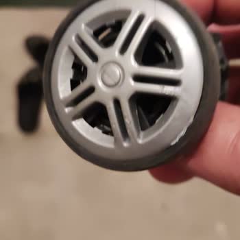 Niğde Vip Turizm Valizimi Kıran Muavin Ve İlgisiz Firma