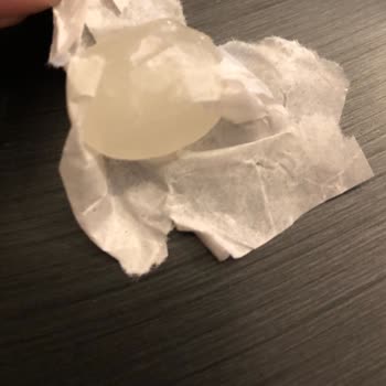 Olips Şeker İle Birlikte Ambalajını Da Tüketmek Zorunda Kalıyoruz