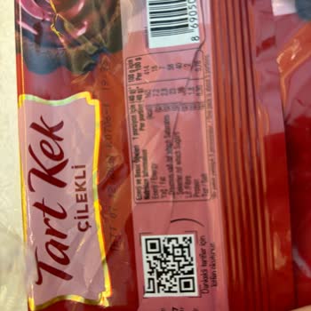Ülker Tart Kek Çilekli Küflü Çıktı