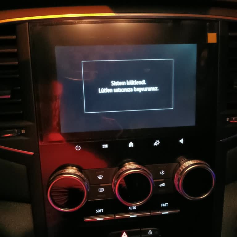 Renault Megane Sistem Kilitlendi Hatası