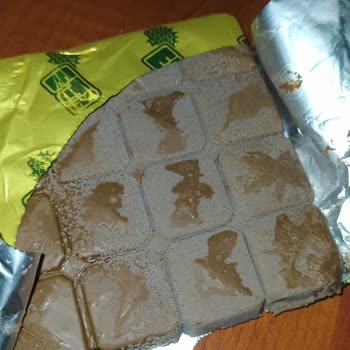 Migros'tan Aldığım Eti Çikolata Ve Pop Kek Küflü Ve Kurtlu Çıktı