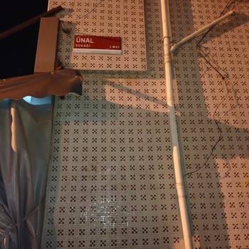 İstanbul Büyükşehir Belediyesi Kaldırım İşgal Etme