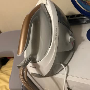 PHILIPS Philips Buhar Kazanlı Ütü Ciddi Sıkıntı