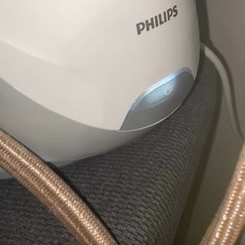 PHILIPS Philips Buhar Kazanlı Ütü Ciddi Sıkıntı