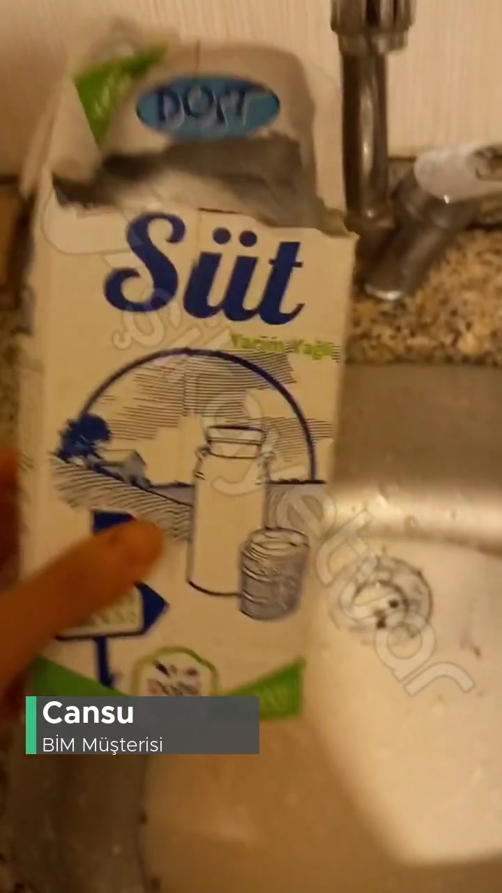 BİM Dost Marka Süt Bozuk Çıktı! videonun kapak resmi