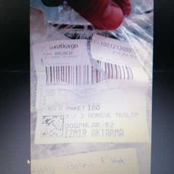 Aldagelsin Kırık Ürün Ve İlgisiz Satıcı