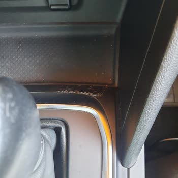 Renault Megane 4 Konsol Kaplama Sorunlu