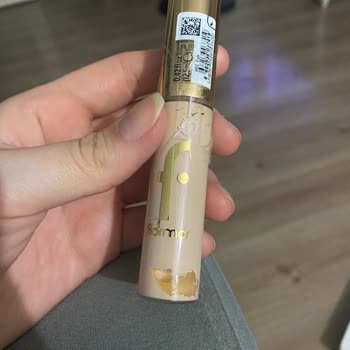 Flormar Gratis Concealer Yağı Üstüne Çıkmış