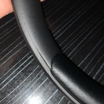 JBL Tune 560bt Sağ Kulaklık Çalışmıyor Ve Çatladı