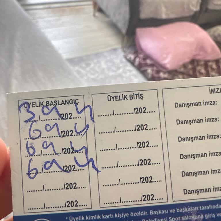 Özgecan Hanımlar Yüzme Havuzu Havuz Seanslarımın Hakkı Fazladan Alınmıştır