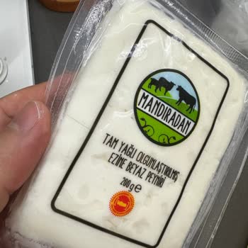 Getir'den Aldığım Peynirde Kıl Çıktı