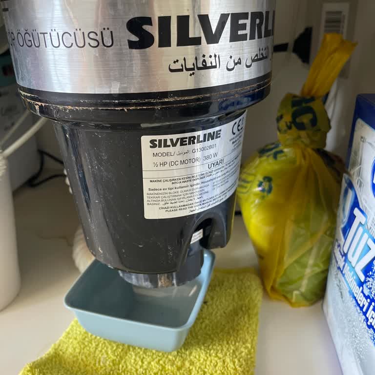 Silverline Öğütücü Eksik Parça Nedeniyle Sızıntı Yapıyor