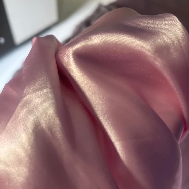 Merssy İpek Yastık Kılıfı İpek Değil Kesinlikle!