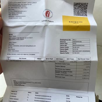 Versace Gözlük Zedelenmiş Fakat Değişim Kabul Edilmedi