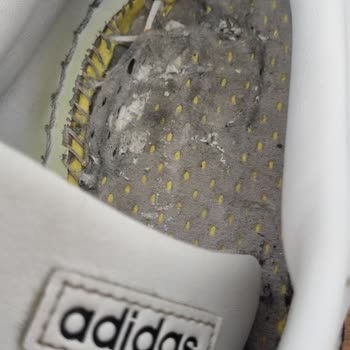 FLO Ayakkabı Aldığım Ayakkabının Tabanında Ciddi Üretim Hatası