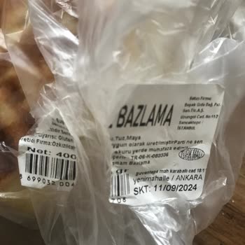 BİM'den Aldığım Bazlama İçinden Çıkan Odun Parçaları