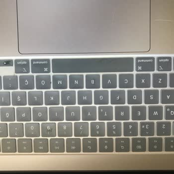 Kraftcover Ürünlerinde Sararma Ve Kalitesiz Ekran Koruyucu Sorunu